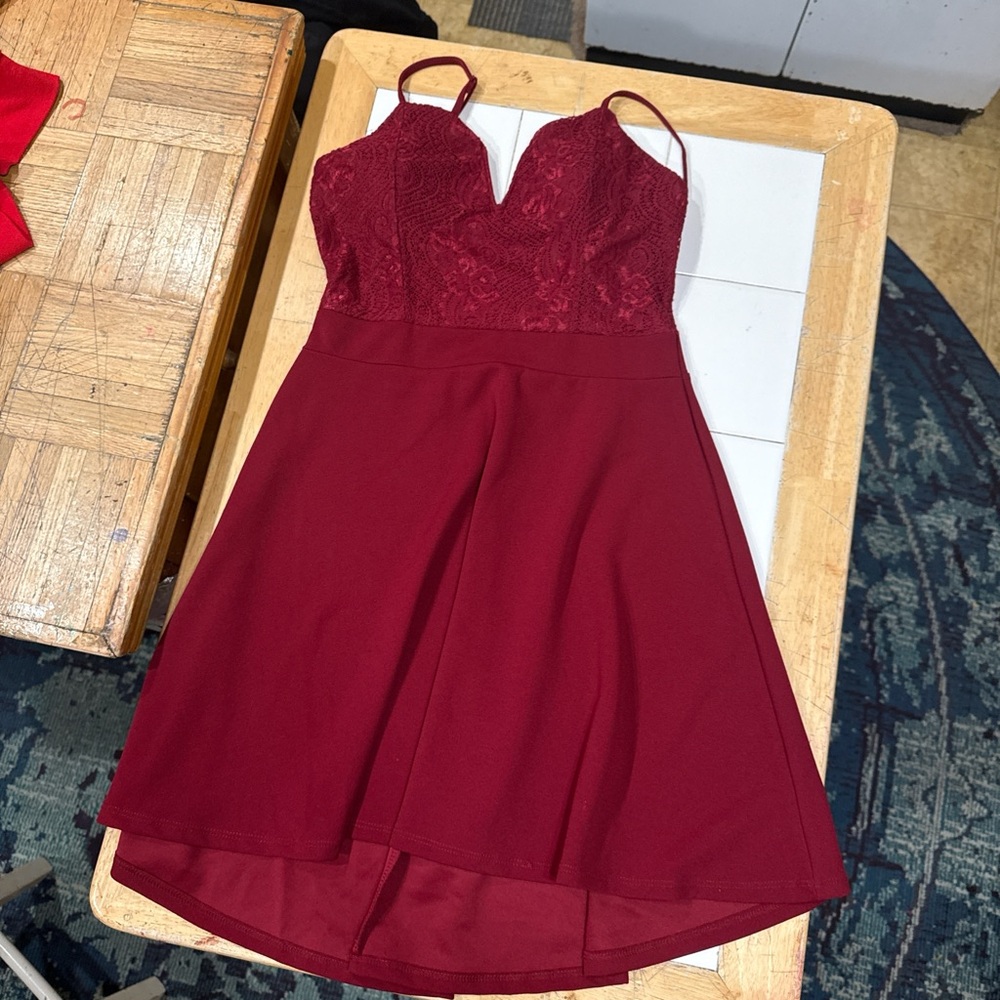 Elegant Burgundy Lace Dress